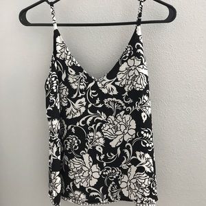 White House Black Market reversible cami XSP